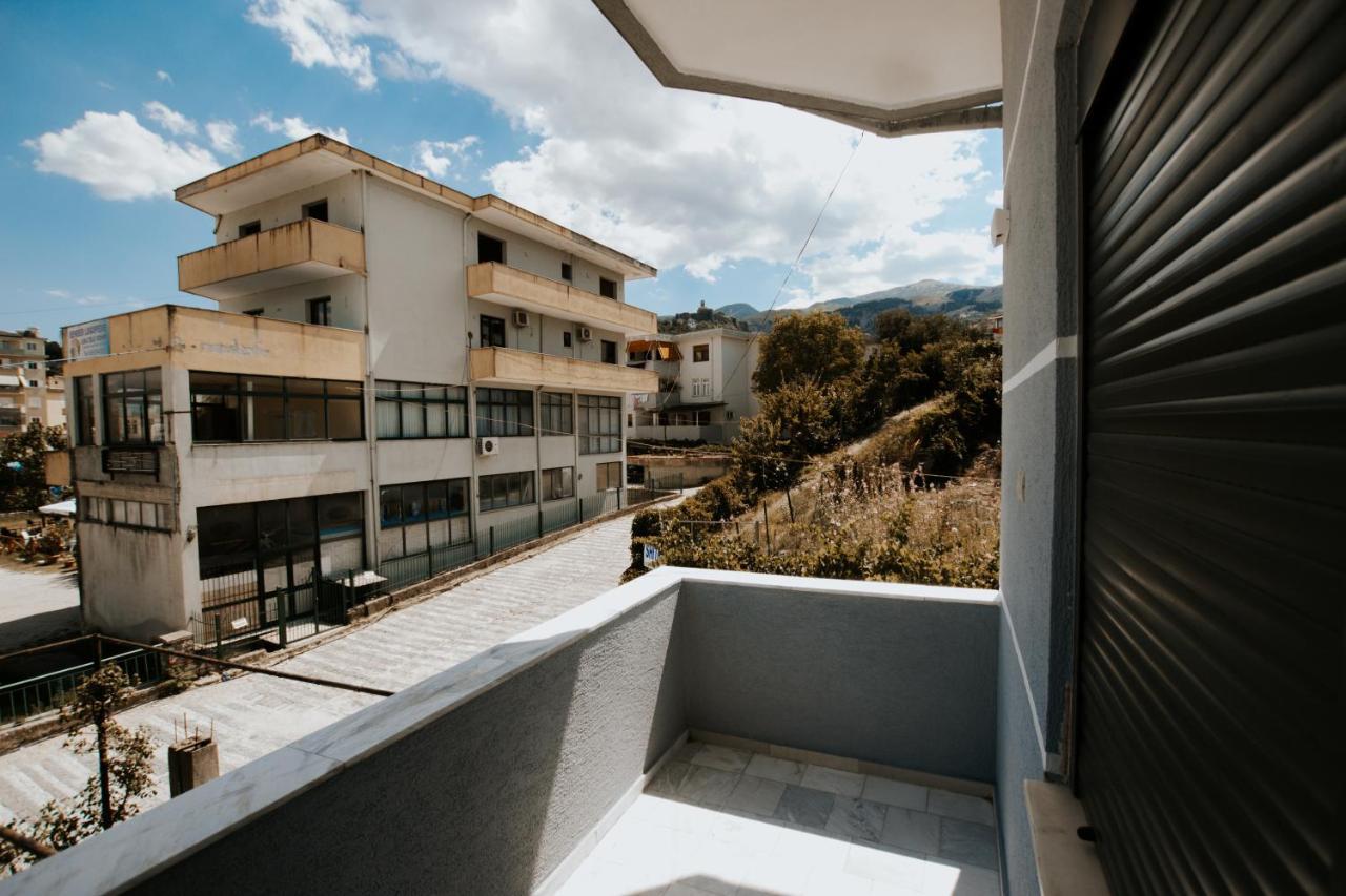 Hotel Lunxheria Gjirokastër Exterior foto